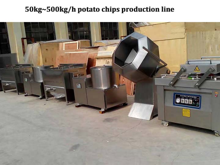 Petite chaîne d'assemblage de chips