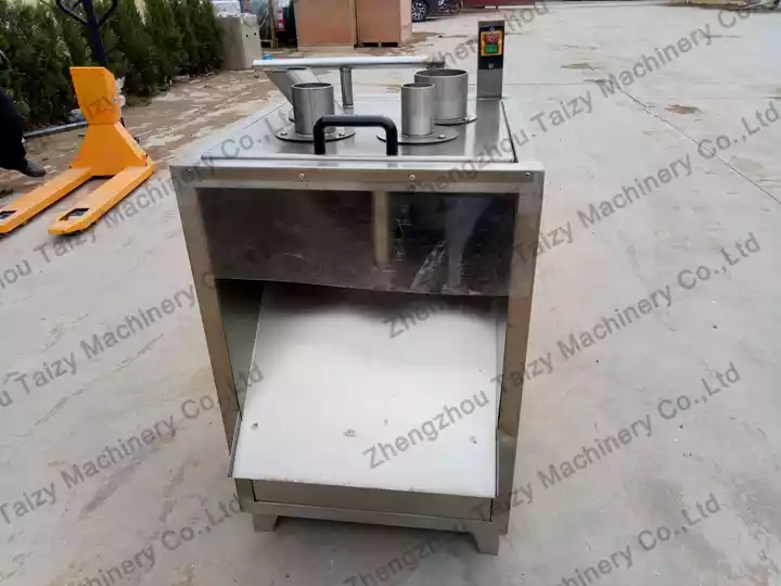 Banana chips slicing machine